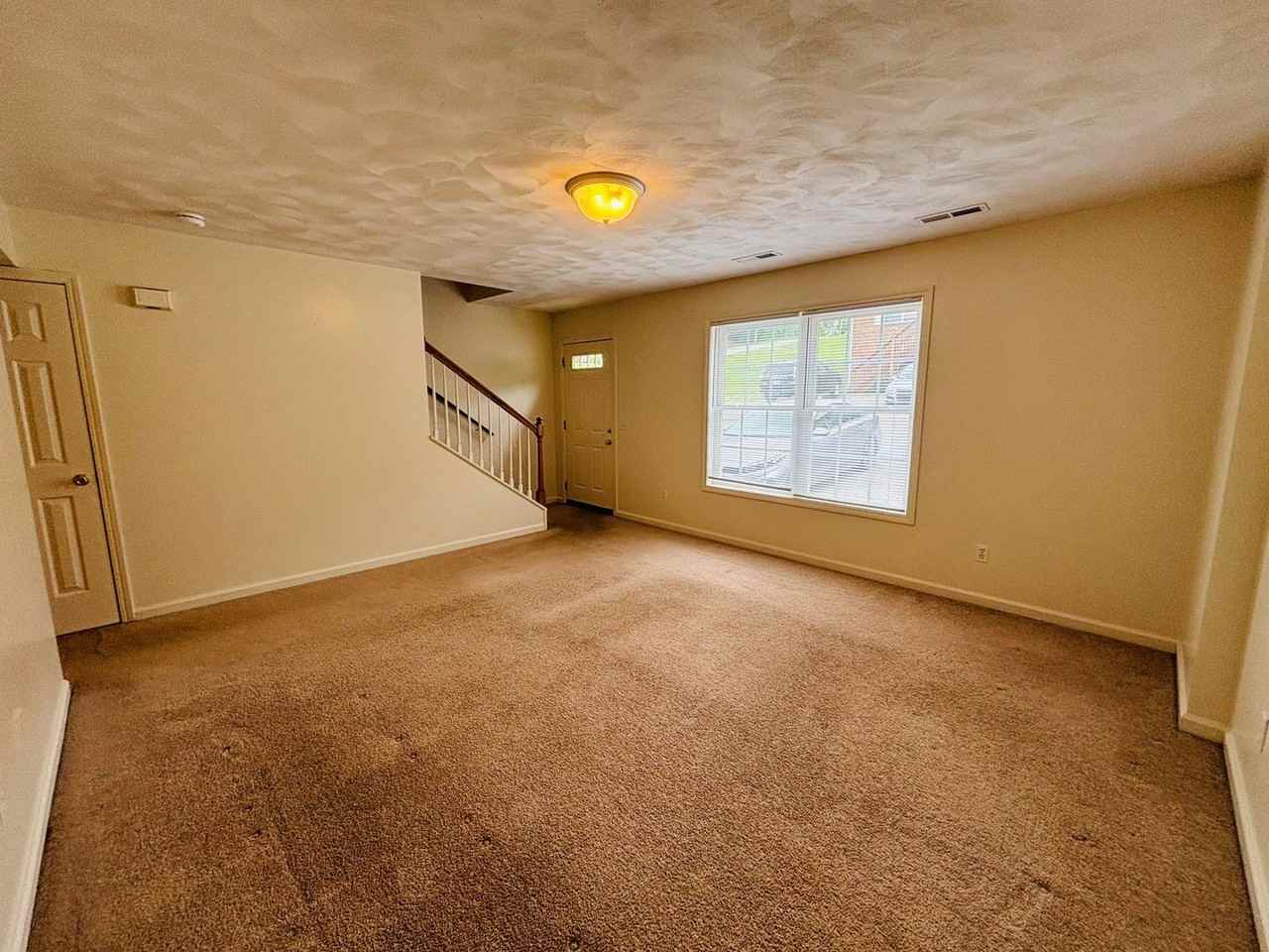 765 E Main St - Photo 2 of 15