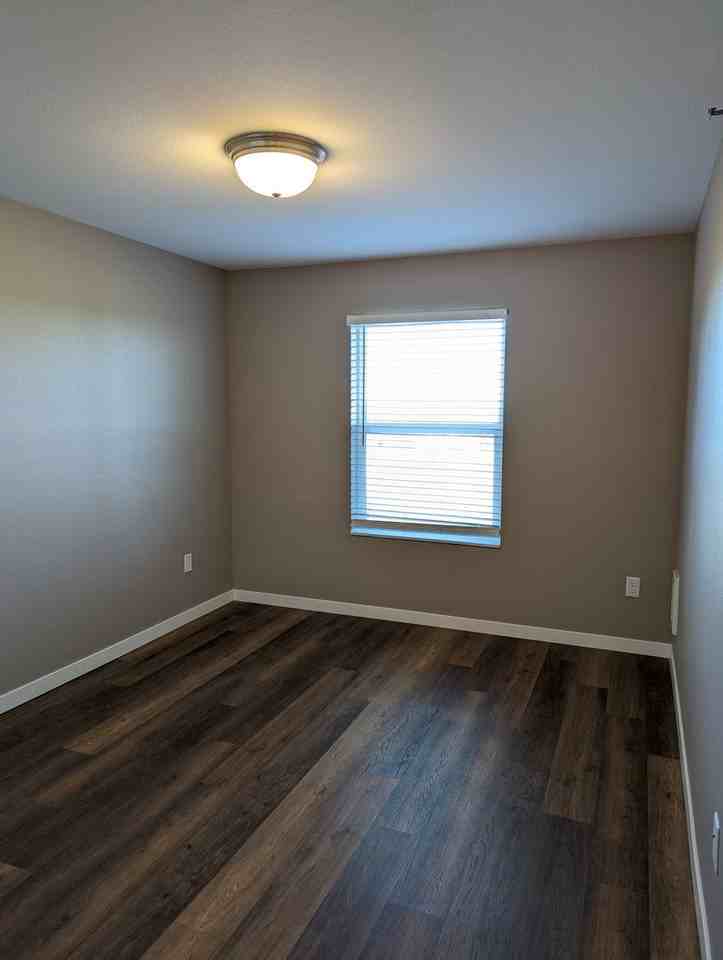 Ridgeview Apartments - Photo 6 of 38