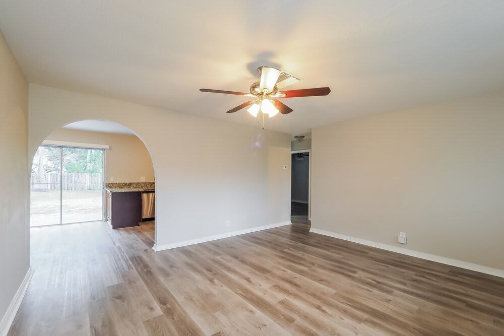 3705 William St - Photo 5 of 16