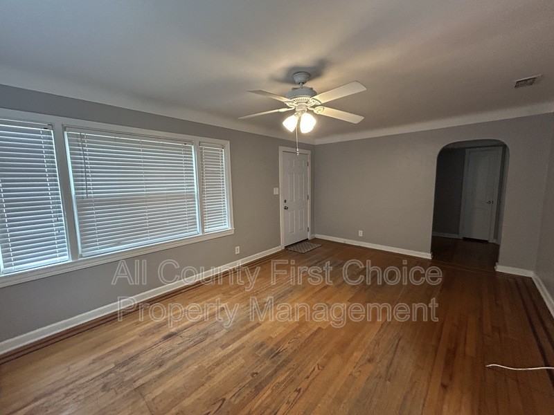 4340 7th Ave N - Photo 3 of 17