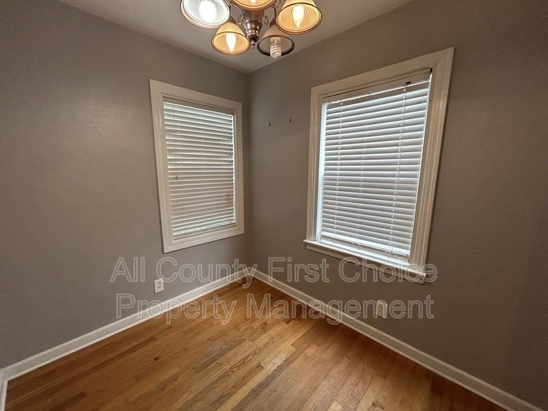 4340 7th Ave N - Photo 4 of 17
