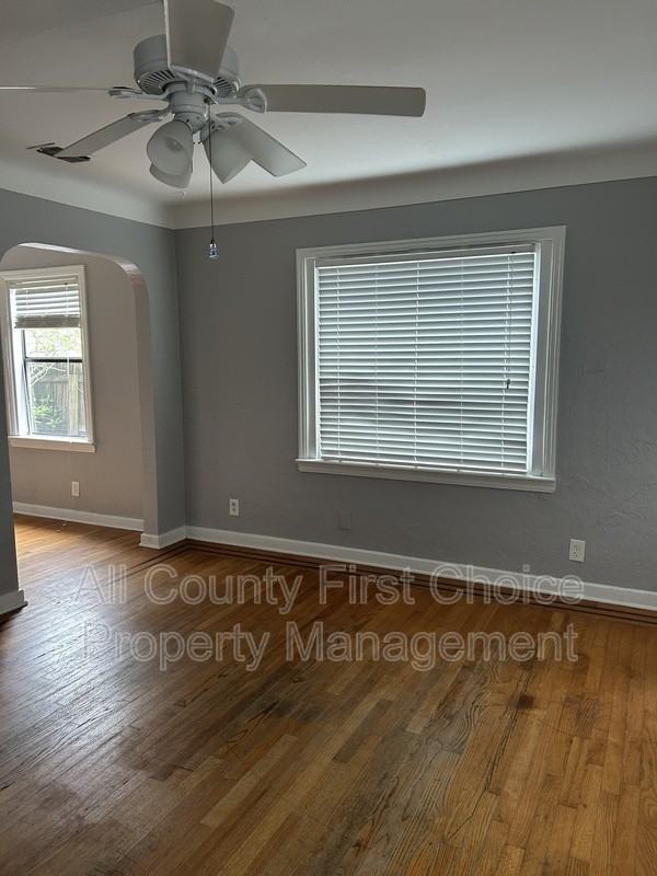 4340 7th Ave N - Photo 7 of 17