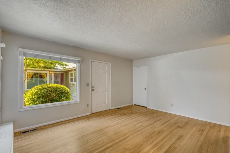 8185 Sw Alden St - Photo 3 of 13