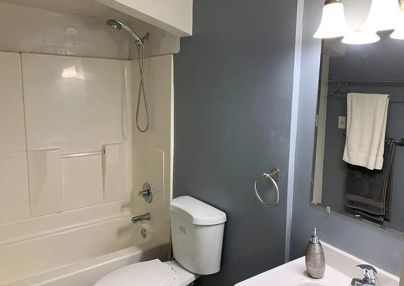 289 Charles Ave - Photo 2 of 41