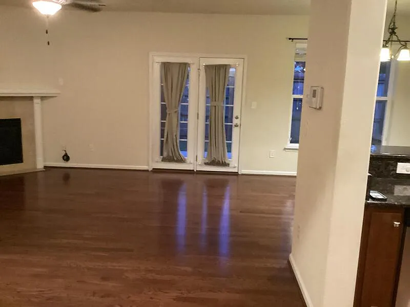 5332 Cottage Ct - Photo 3 of 24