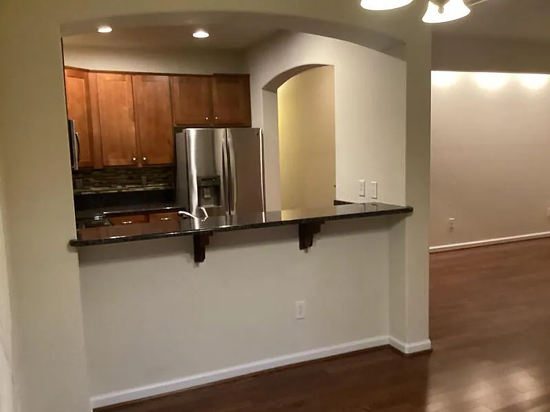 5332 Cottage Ct - Photo 7 of 24