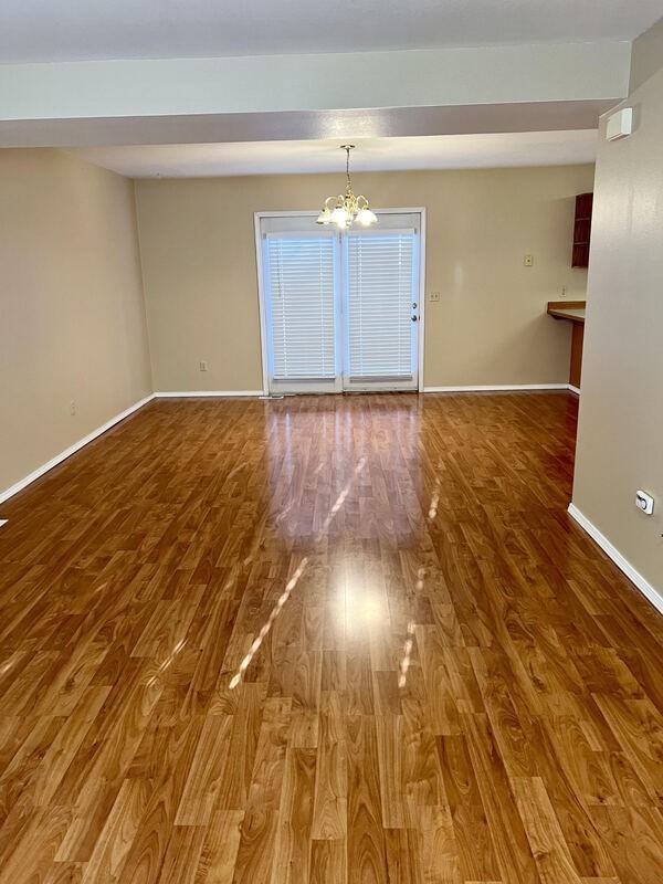 904 Charlo St - Photo 6 of 24