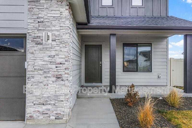 11116 W Langit St - Photo 4 of 43