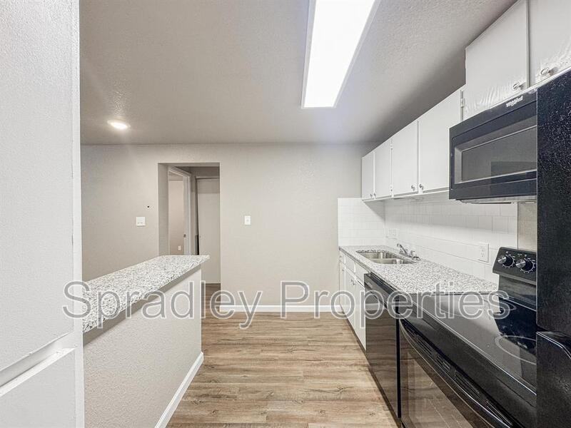 608 John Paul Jones Dr #131 - Photo 7 of 11