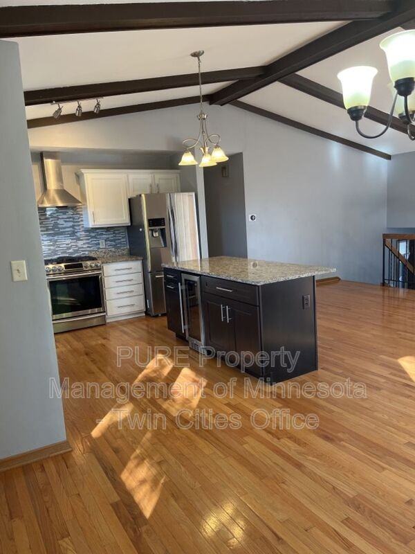 10025 Beard Ave S - Photo 2 of 14
