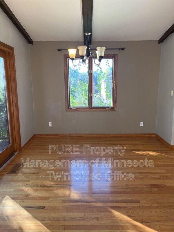 10025 Beard Ave S - Photo 6 of 14