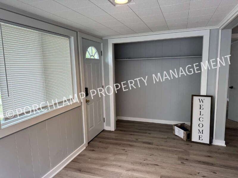 1847 Continental St - Photo 2 of 17