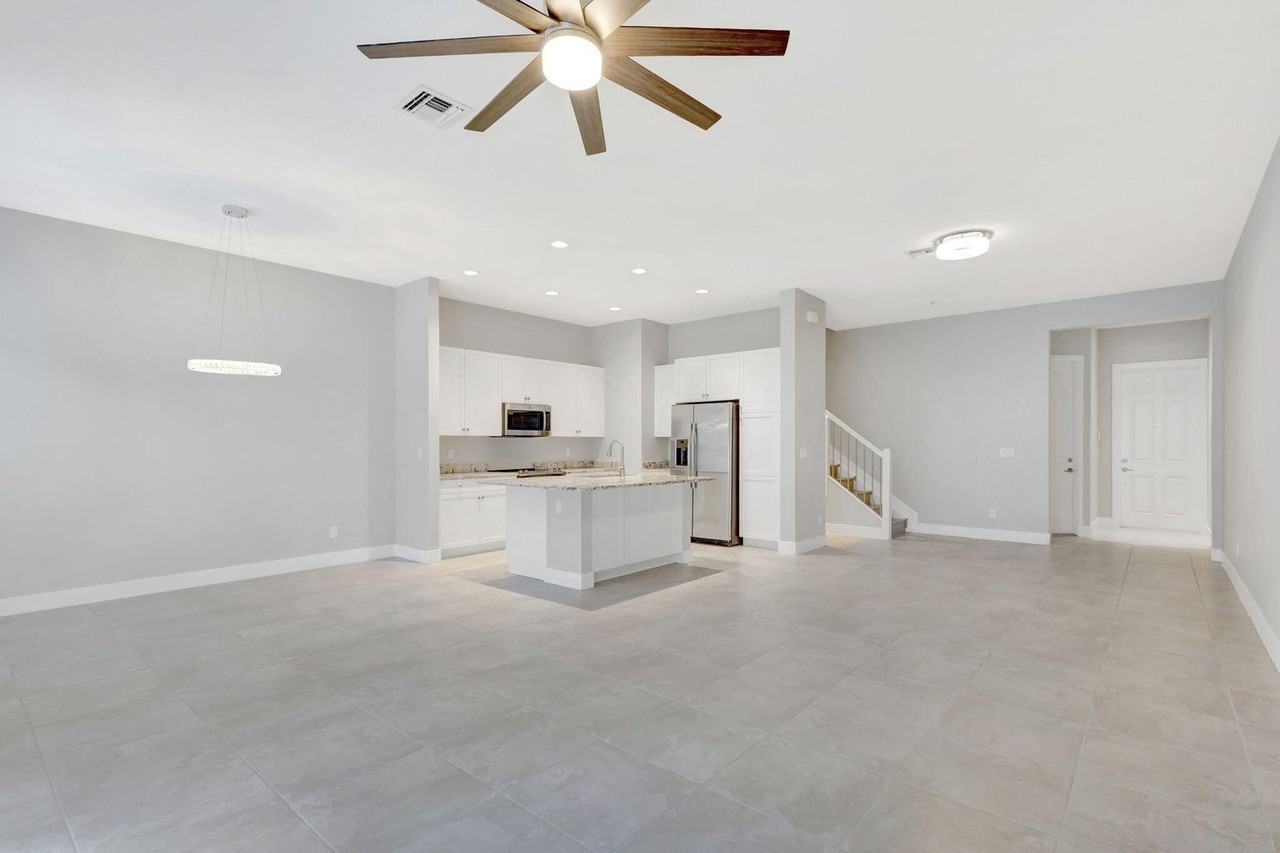 4924 Pointe Midtown Way #21 - Photo 7 of 29