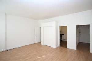 featured image of 1015 Saint Paul St