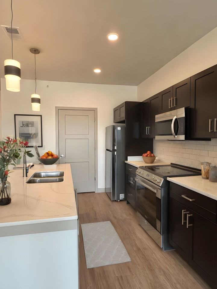 District South - Photo 7 of 117