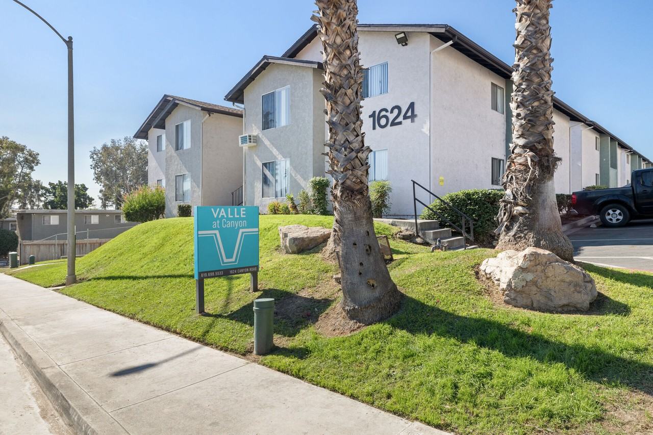 Valle at Canyon - Photo 6 of 10