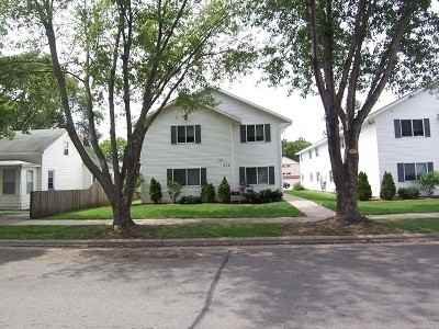 916 S 6th St - Photo 7 of 8