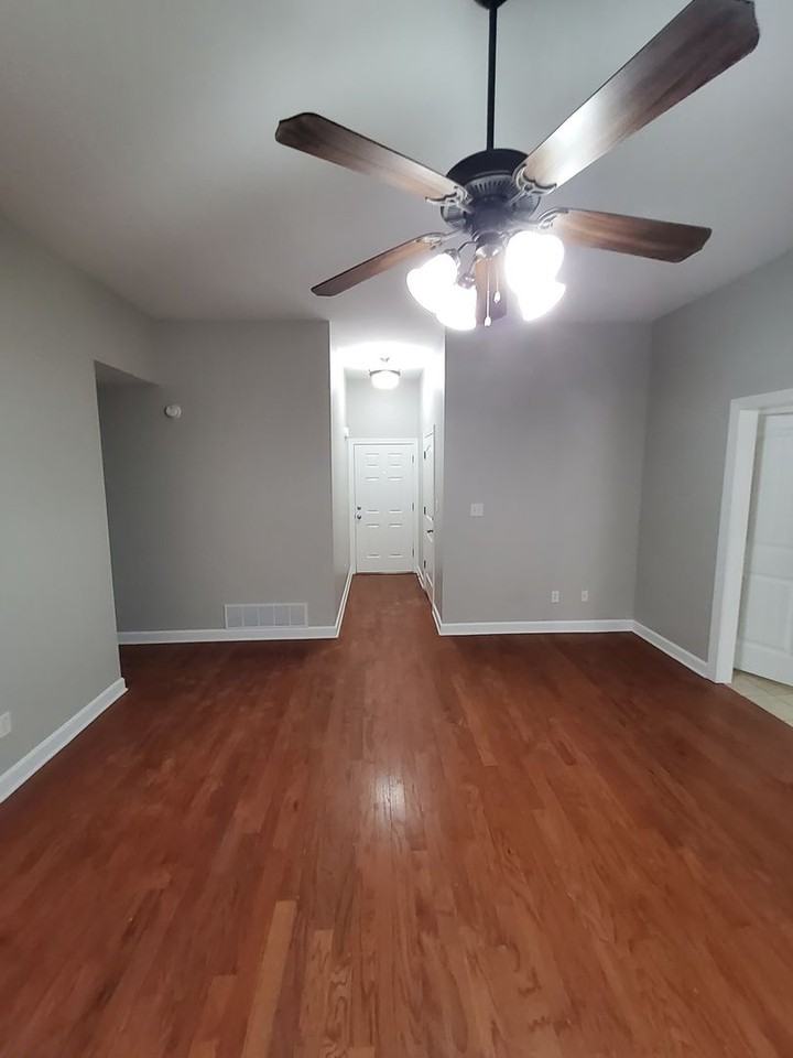 3850 Farm Gate Cv - Photo 5 of 13