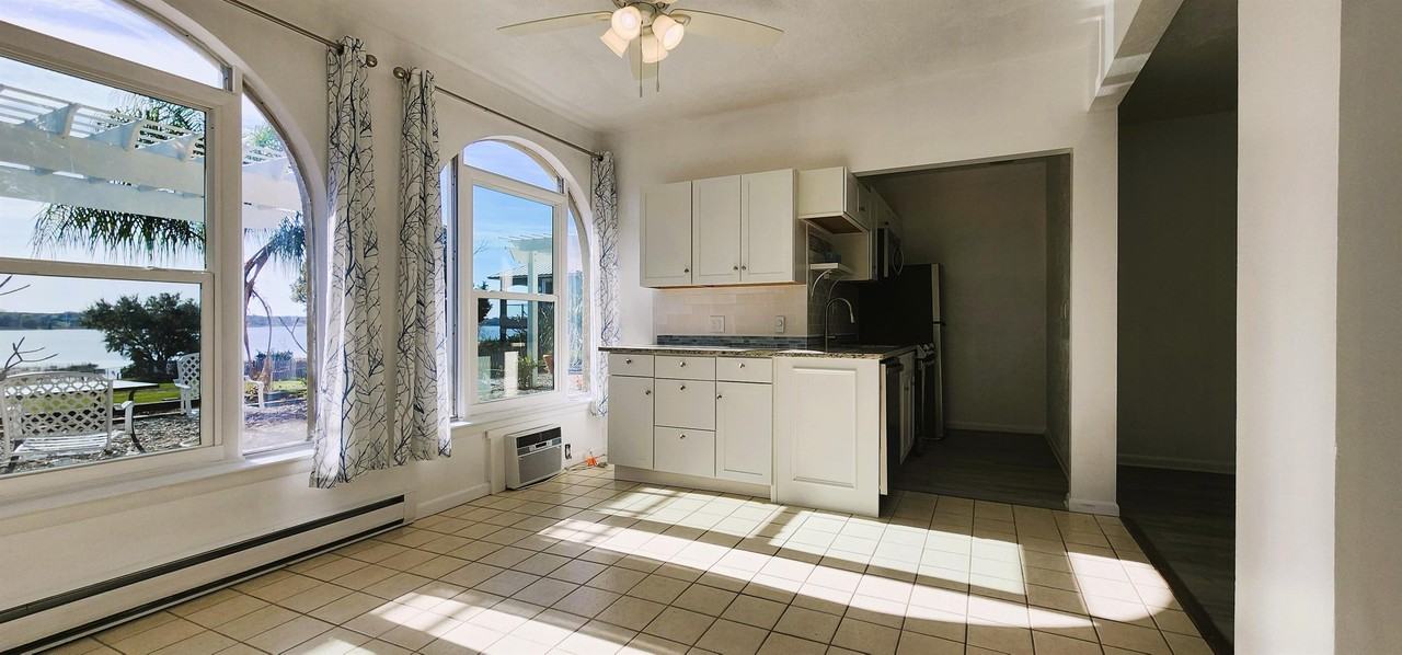 S & A - 1854 - Photo 2 of 12