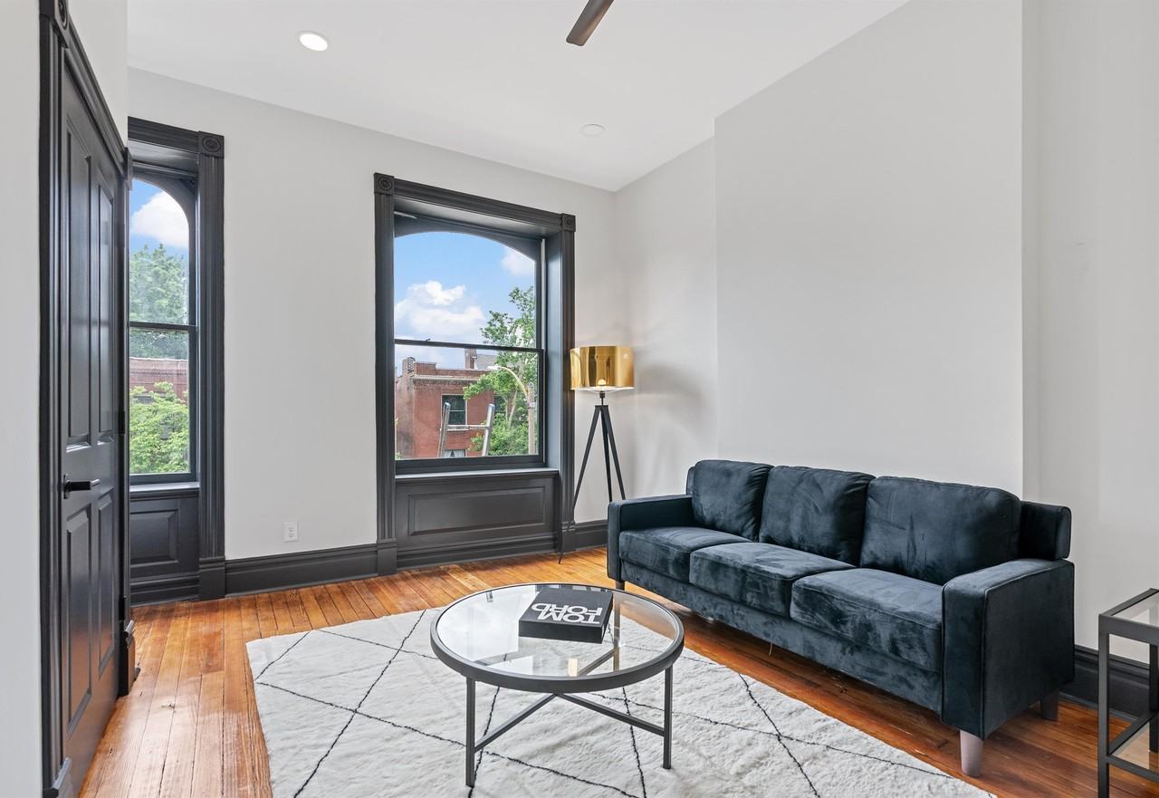 4459-4461 Gibson Ave - Photo 4 of 27