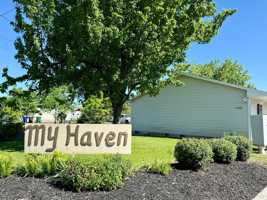featured image of 1308 Burrell Ave #1