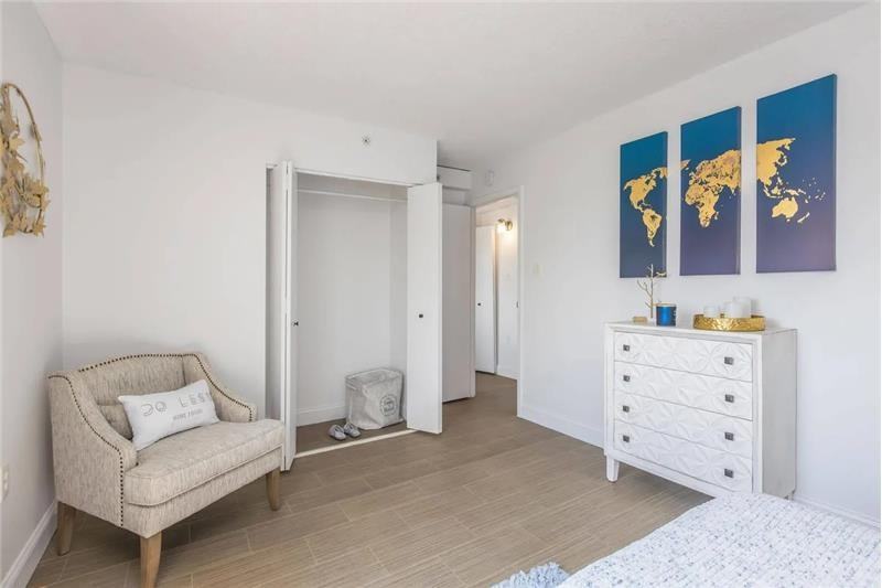 1711 Bellevue Ave - Photo 6 of 7