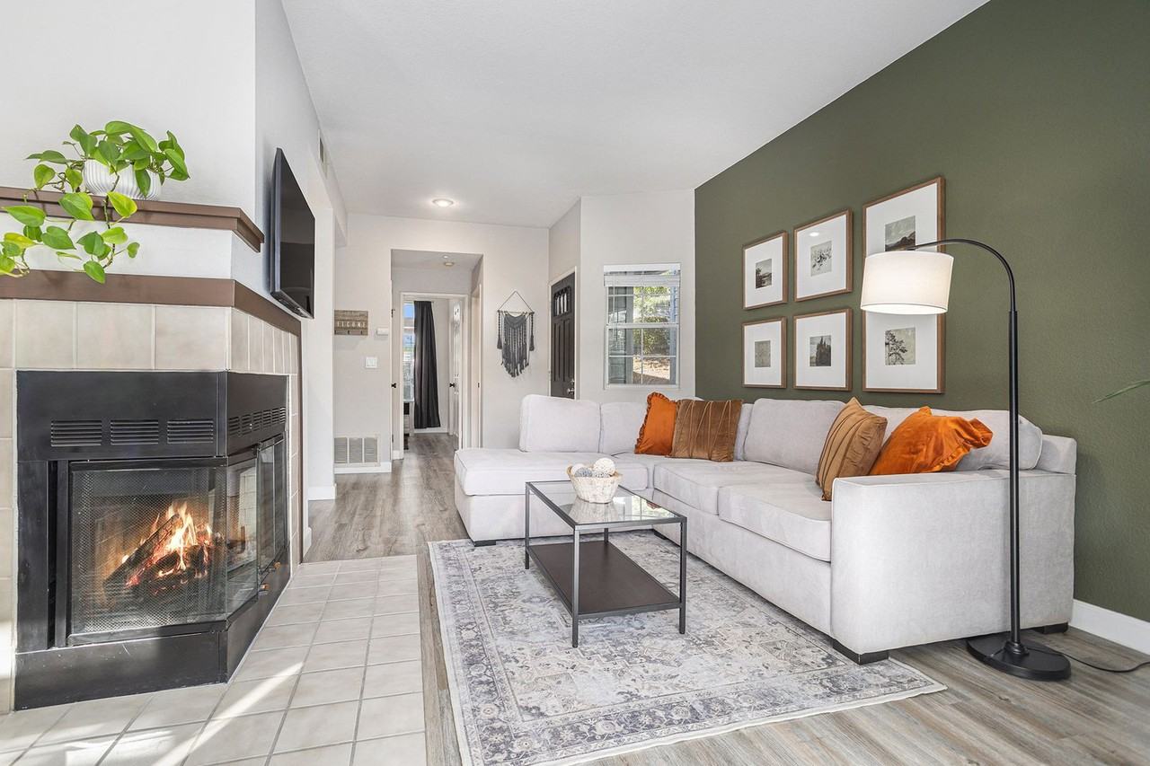 7730 Canyon Meadow Cir #C - Photo 5 of 21