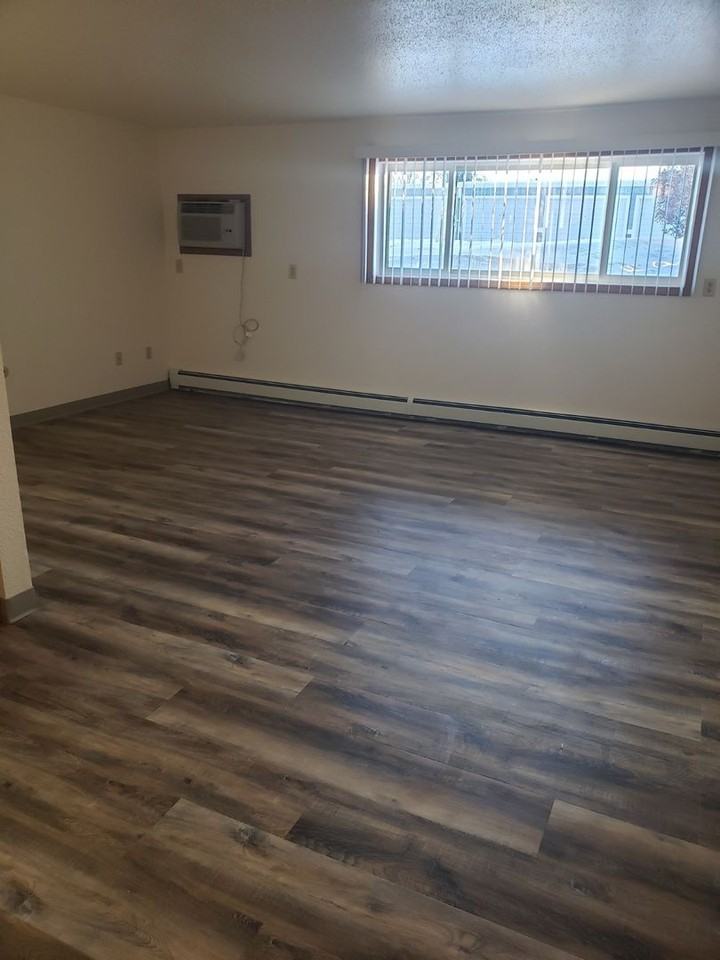 Park 36 Estates (3615) - Photo 2 of 16