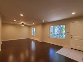 featured image of 585 Cassia St