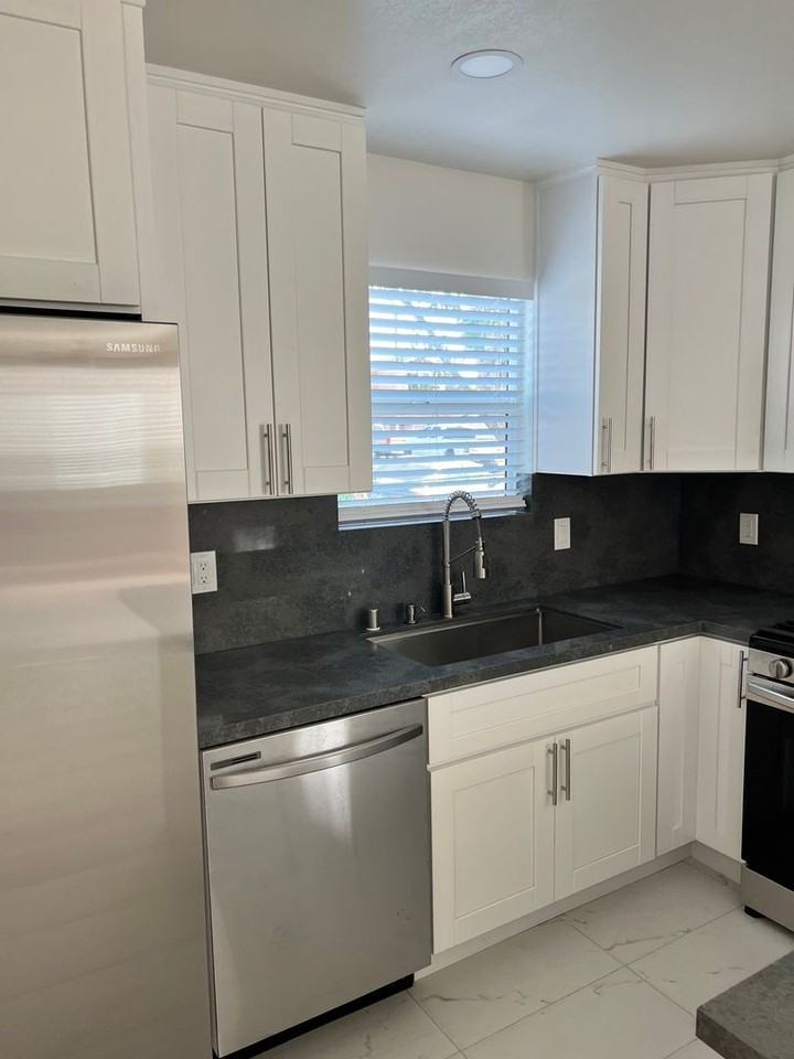 3897 Z St - Photo 3 of 12