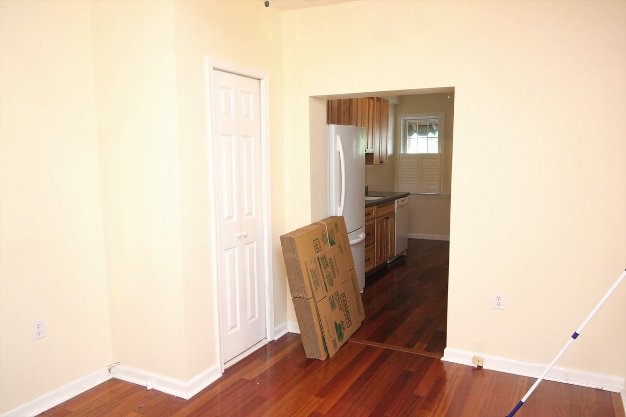1313 Cooksie St - Photo 5 of 21