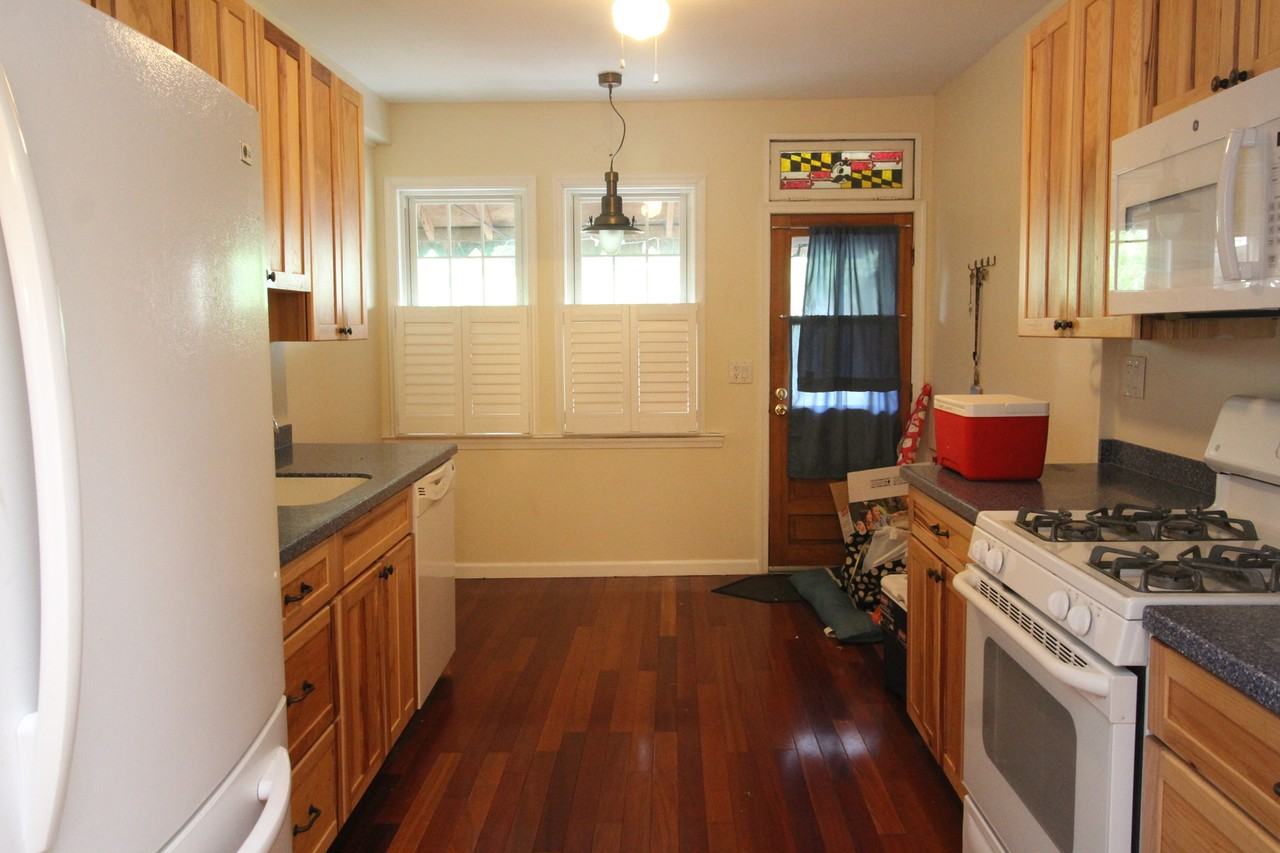 1313 Cooksie St - Photo 7 of 21