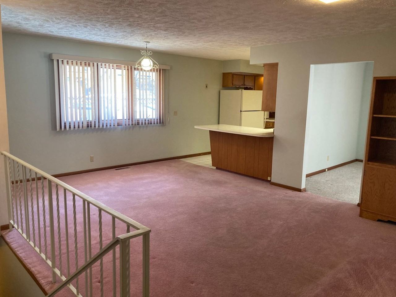 4924 Cresthaven Dr - Photo 2 of 13