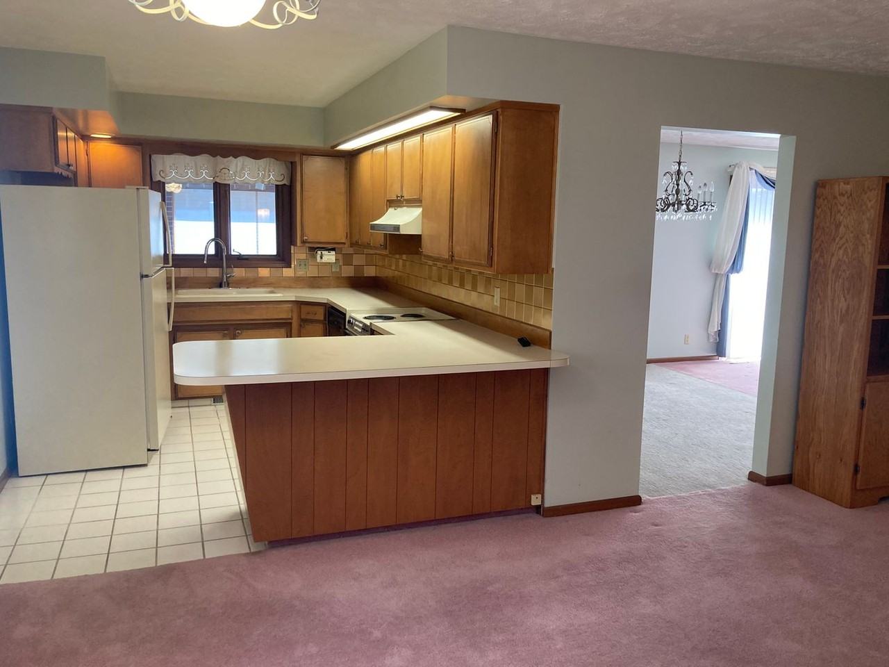 4924 Cresthaven Dr - Photo 3 of 13