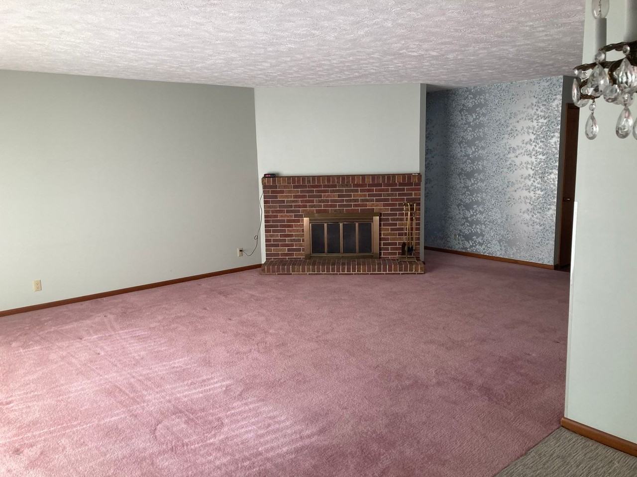 4924 Cresthaven Dr - Photo 4 of 13