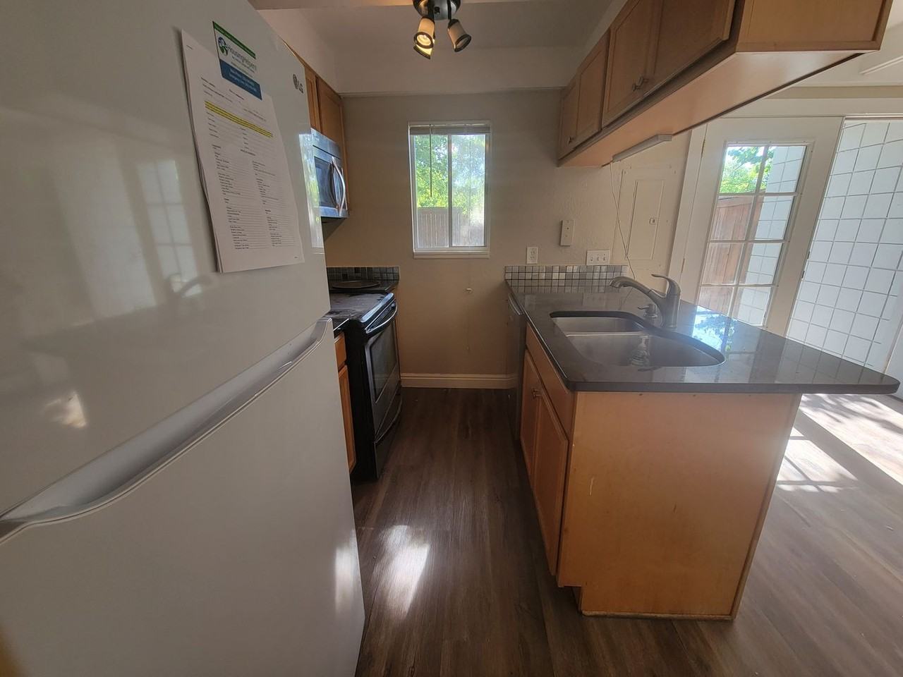 3574 Broadway St #6 - Photo 4 of 30