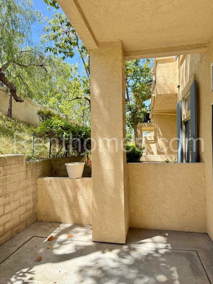 11295 Provencal Pl - Photo 7 of 26