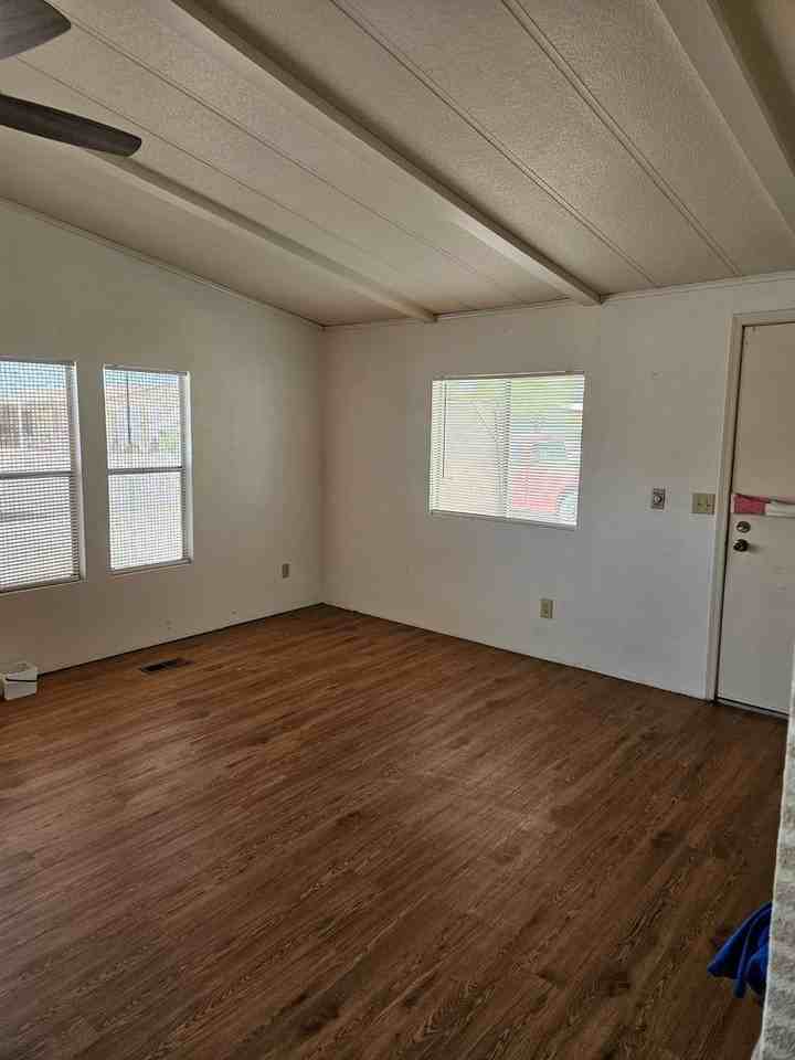 7622 E Jan Ave - Photo 6 of 8
