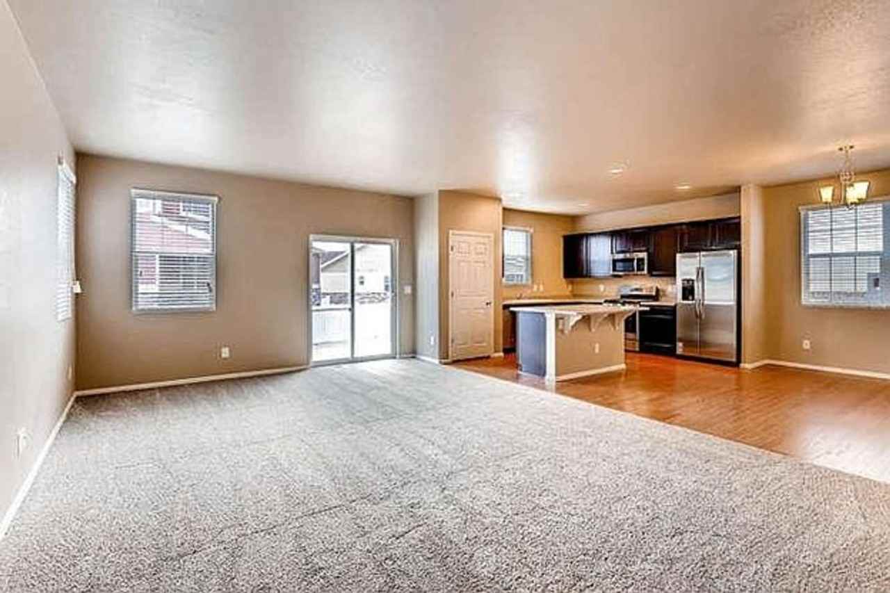 477 Homestead Pkwy - Photo 2 of 18