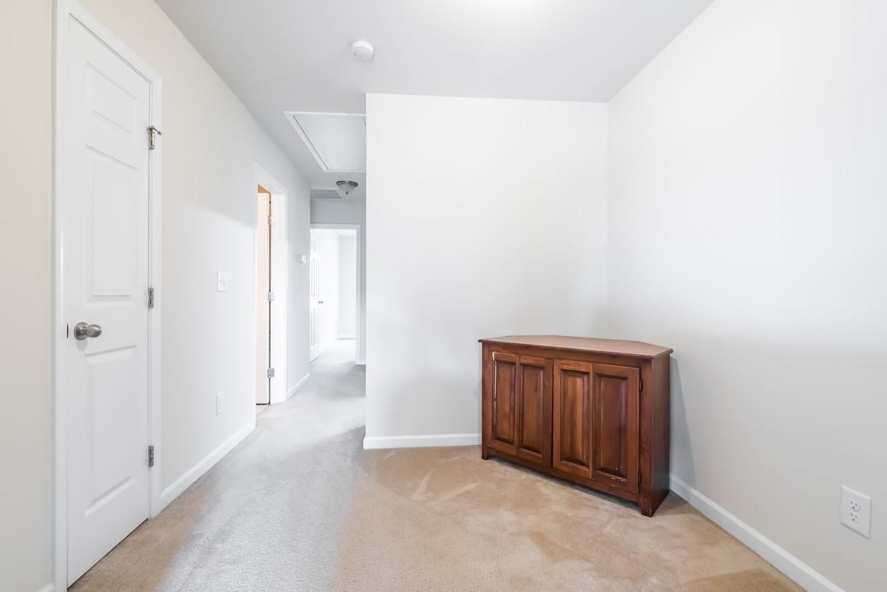 8329 Yaxley Hall Dr - Photo 2 of 17