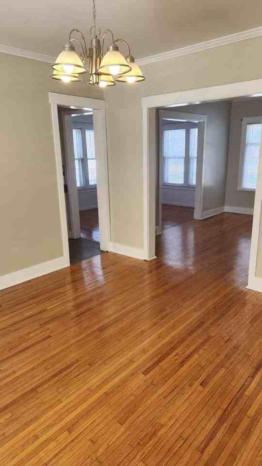 2416 Jackson St - Photo 3 of 9