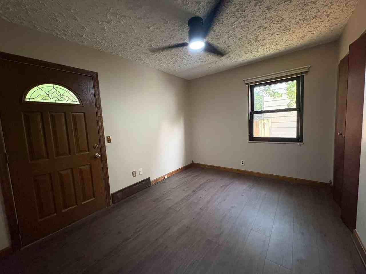 2148 Green Ridge Dr - Photo 3 of 13