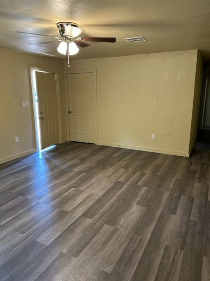 470365 470365 E 785 Rd - Entry House - Photo 4 of 17