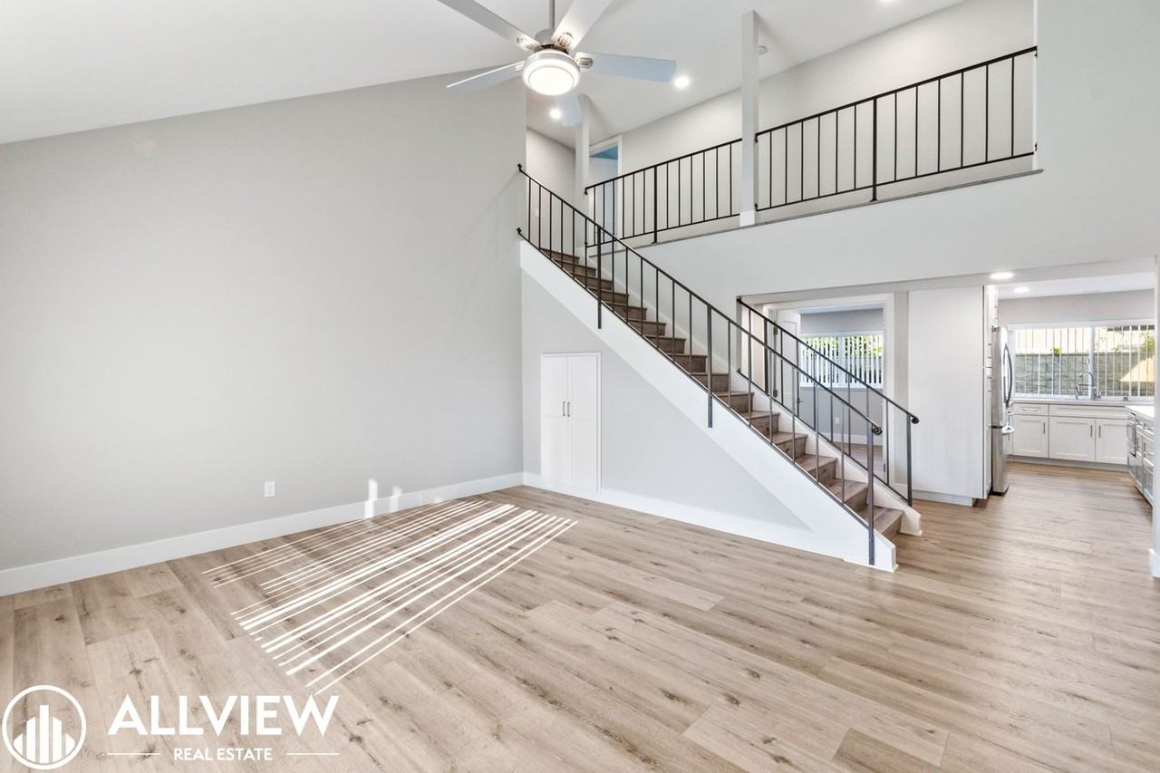 20542 Kelvingrove Ln - Photo 3 of 35