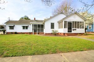 featured image of 525 E 2nd St