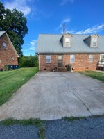 featured image of 714 Dixie St