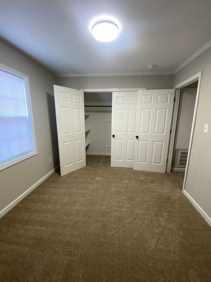 714 Dixie St - Photo 5 of 12