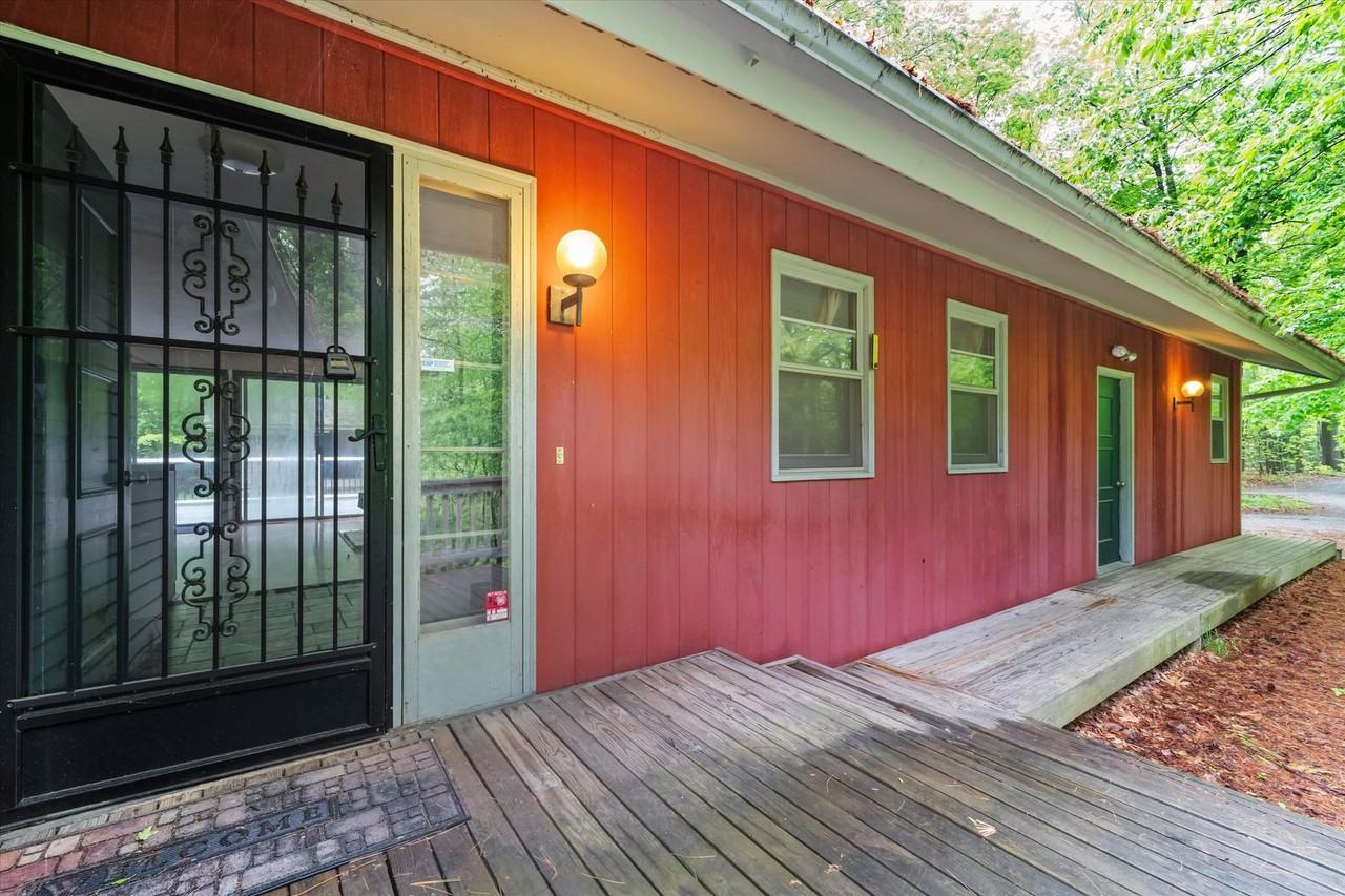 71 Wheeler Rd - Photo 2 of 40