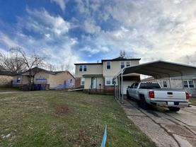 2936 Sw 50th St - Photo 1 of 1