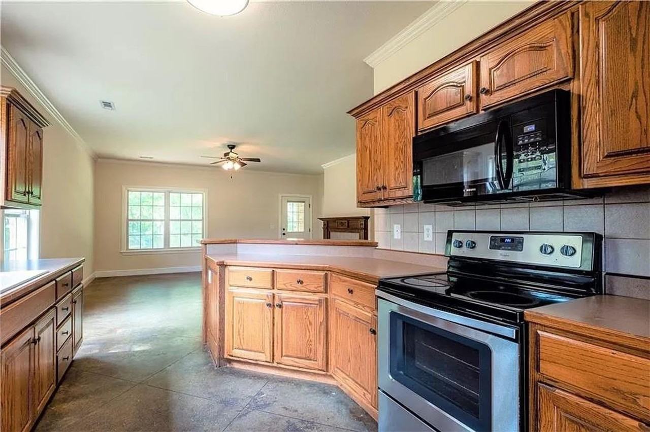 1834 W Creekmore Dr - Photo 4 of 10